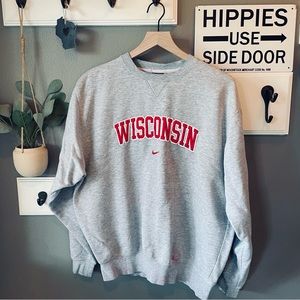 [Wisconsin Badgers] 90's Nike Center Swoosh Crewneck